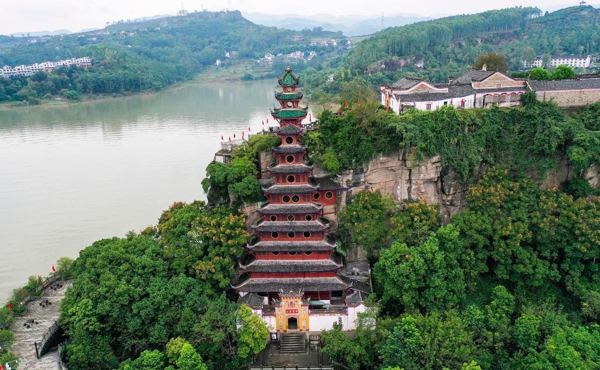 桐梓|长江三峡“镇心之宝”！现实超大“盆景”，世界八大奇异建筑之一