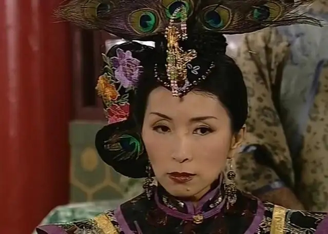 黄莹|传家：钟灵生母身份曝光，黄莹如计划落空，她的狐狸尾巴早已露出