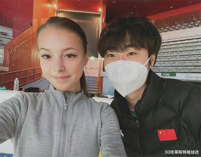 御姐|谢尔巴科娃穿御姐装！踩尖头高跟鞋身材完美，网友：金博洋娶回国