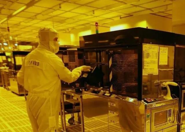 5G|美国通过芯片法案，该放“鞭炮”的是中国吗？