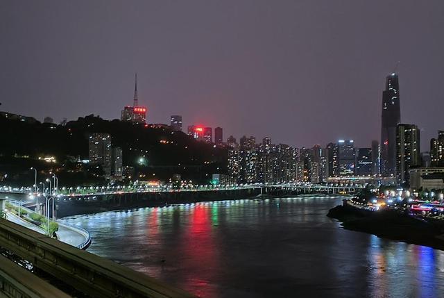 液晶显示器|仅卖1999元，77万跑分+LCD屏+6400万三摄，友商这次真良心