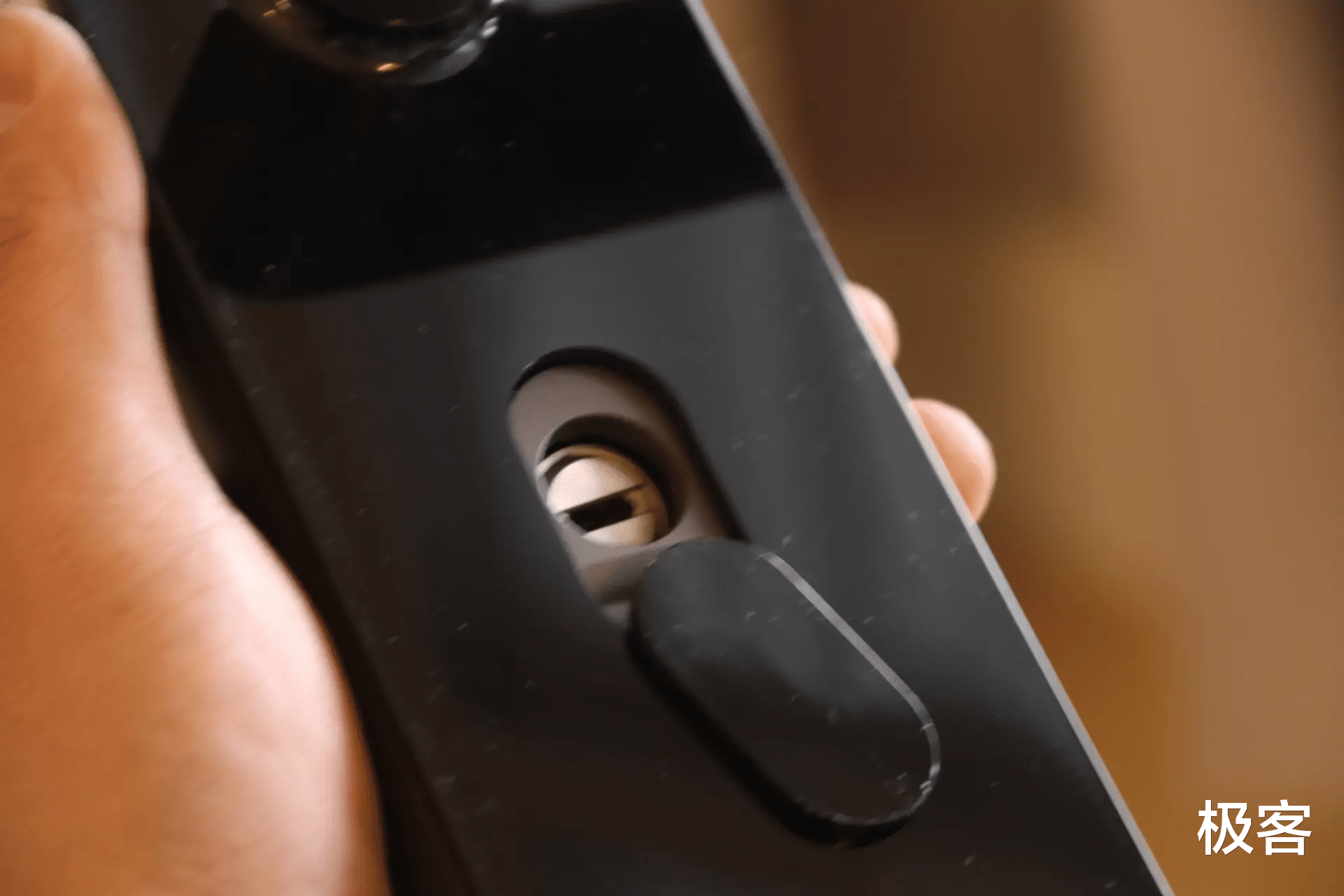 |独居人士必备,让它给你一个安全的家!华为智能门锁SE猫眼版体验