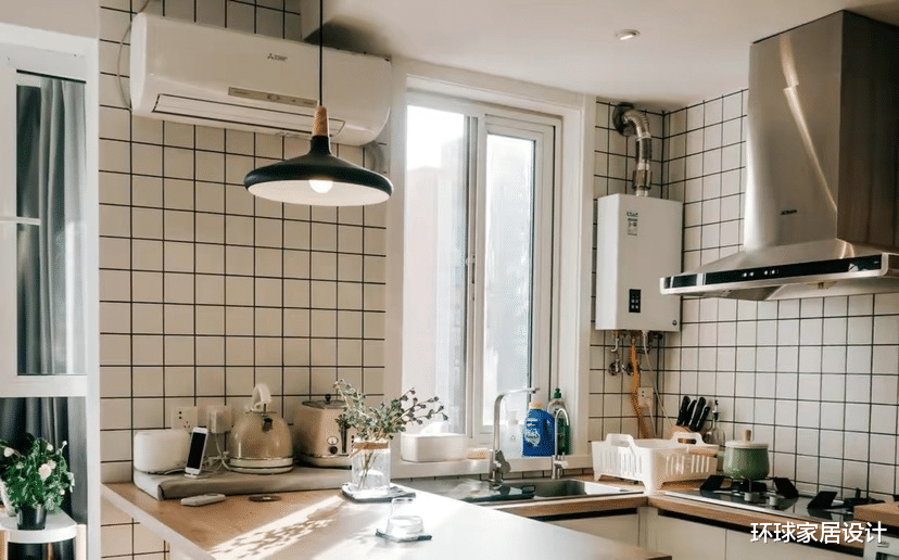 家里不宽裕,厨房别跟风做这4个设计,不光是花钱,关键是不实用
