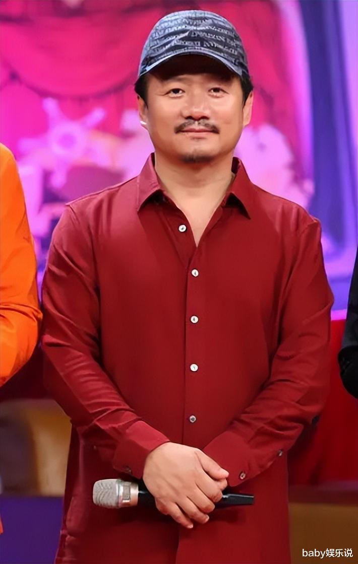 唐鉴军|“赵本山接班人”唐鉴军：走红后拒绝抛弃不孕妻子，如今苦尽甘来