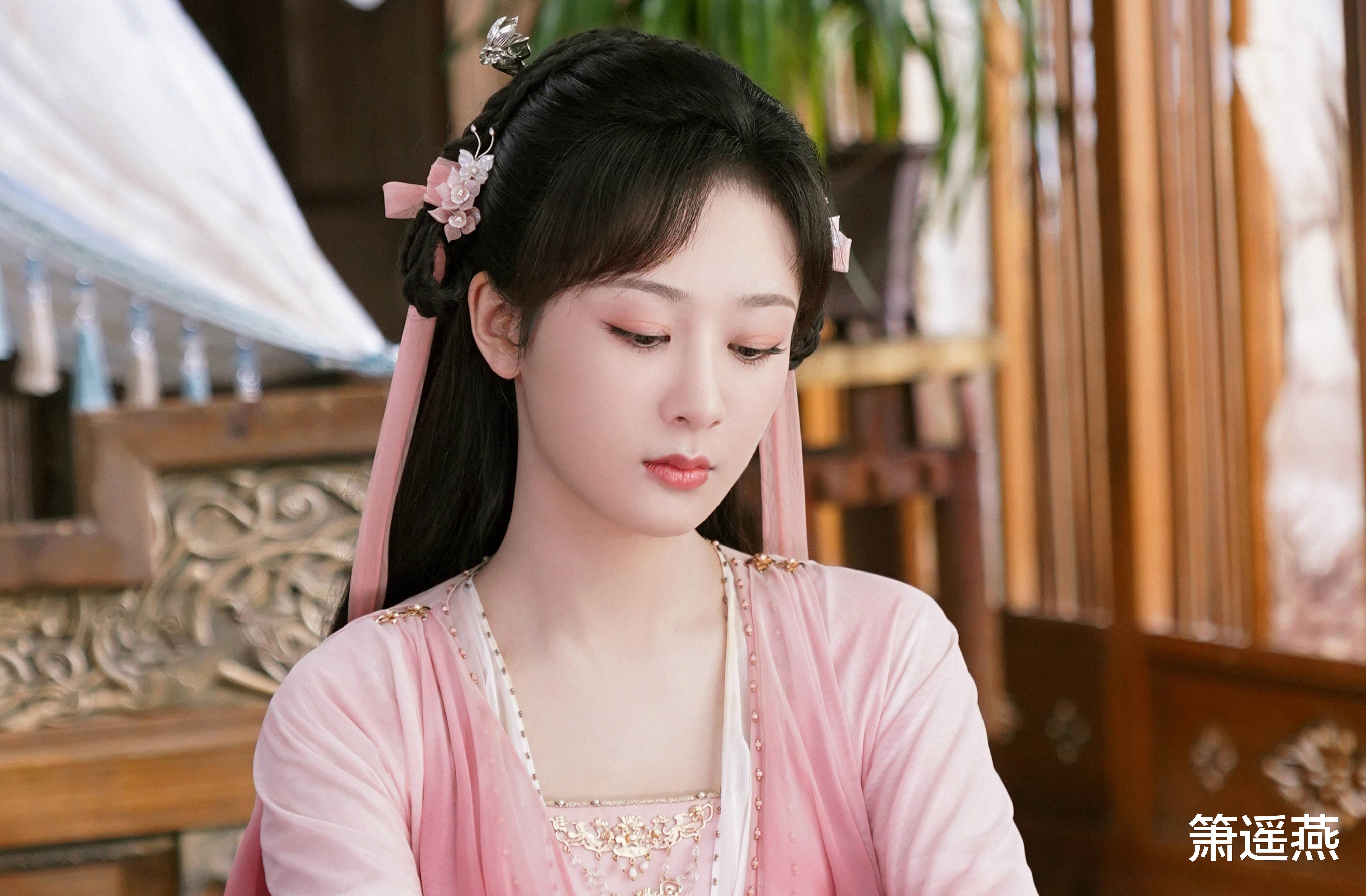 沉香如屑|《沉香如屑》：颜淡凡间之行，四大助攻守护她，是团宠没错了