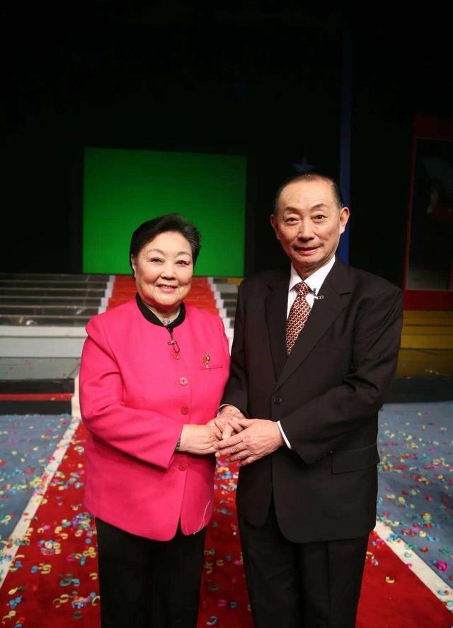 梅葆玖|梅葆玖和马金凤曾相约百岁合唱《穆桂英挂帅》,如今二老天堂相见