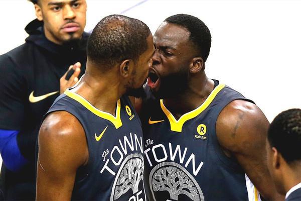 杜兰特:我和追梦之间从来没有矛盾,只是有时意见不同