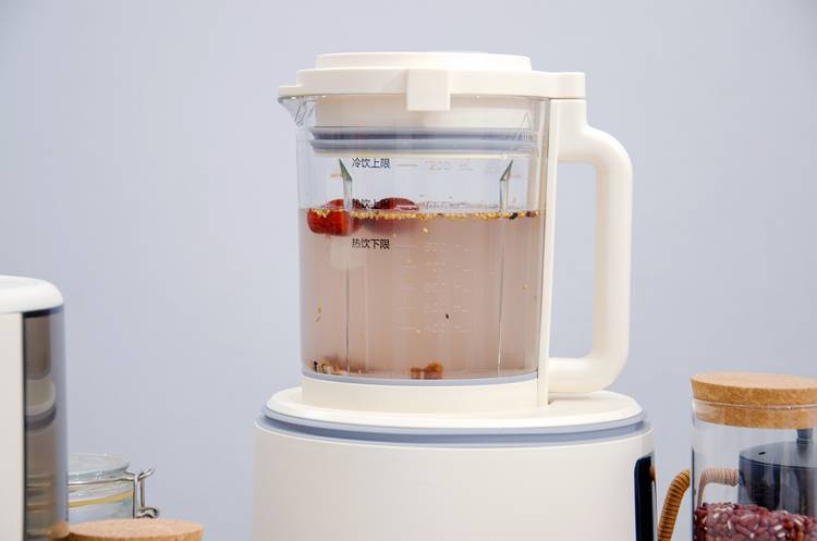 破壁机|高颜值、多功能、低噪声——七彩叮当静音破壁机