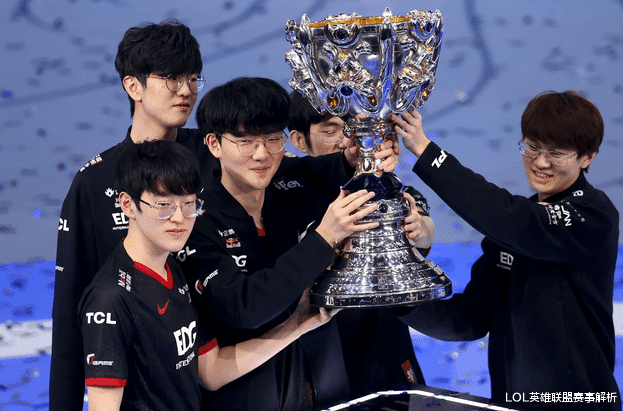 meteor|拿最佳新人就能混好?阿水当年出道直接夺冠,香锅成LPL元老人物