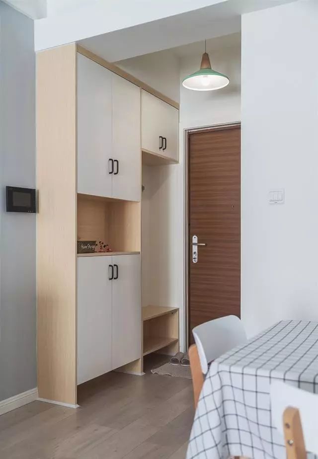 闺蜜的90㎡北欧两居室,全包14万,卫生间清爽的色调,非常不错