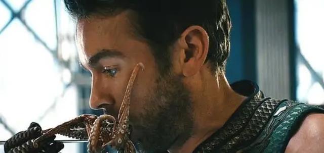 黑袍纠察队|为章鱼伸张正义？《黑袍纠察队》祖国人演员晒照，致歉蒂莫西