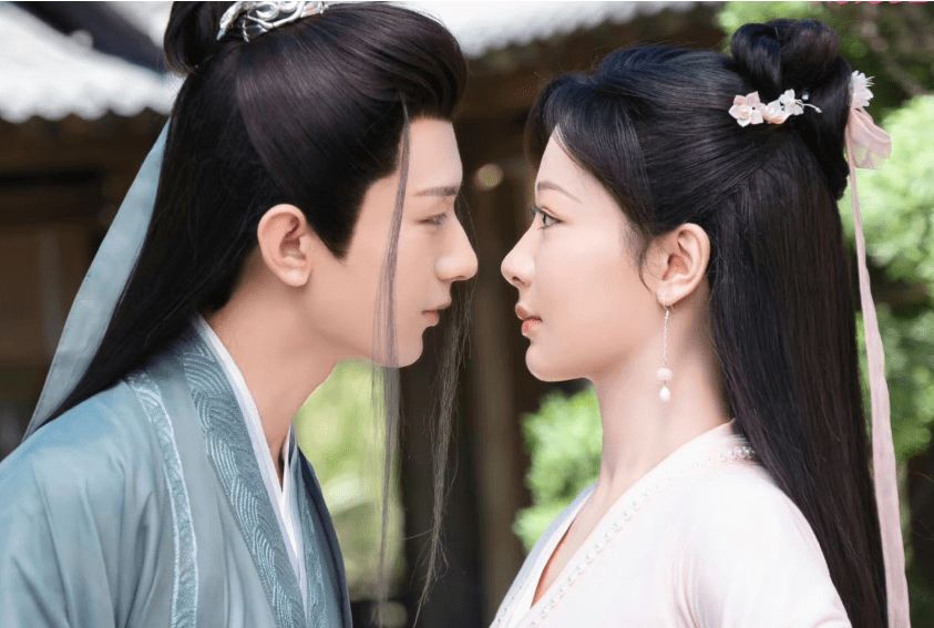 杨紫|刘大锤爆千万粉丝男演员恋情,女方是顶流小花,杨紫成毅被猜测