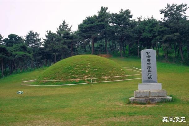 俗语“坟边长竹需迁坟,坟前两物成富人”,暗指什么,两物是啥?