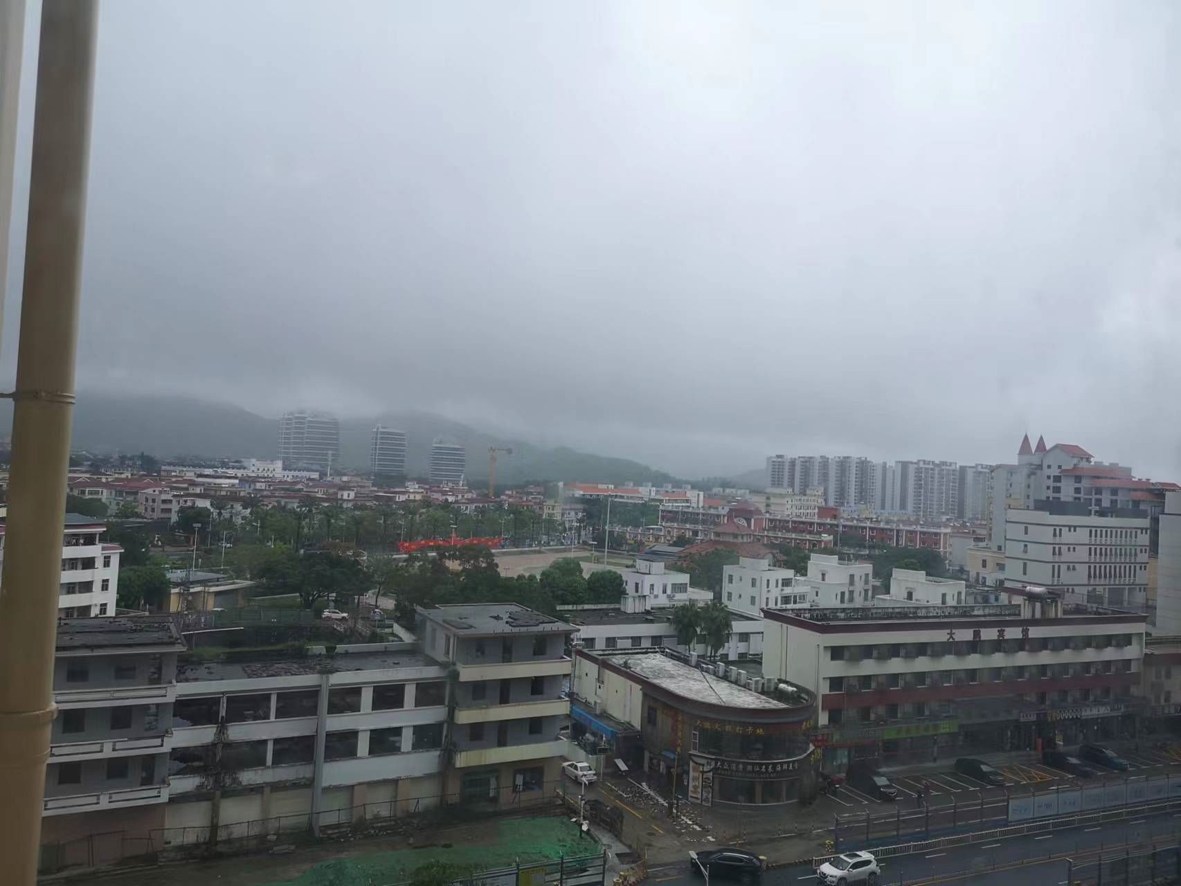 奉贤|房价有升值有贬值,我们还要不要买房吗?在哪买比较好呢?