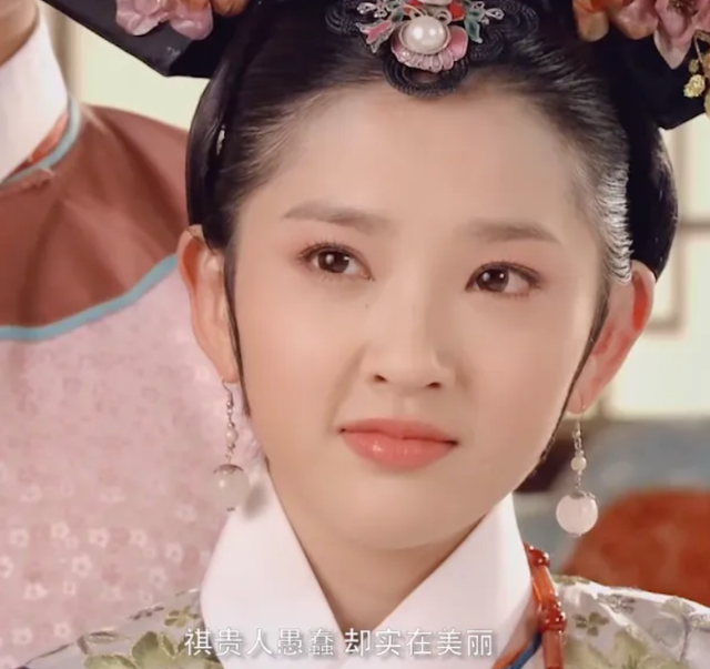 车晓|强行扮嫩后又现“强行扮老”？不舍得在妆上下狠手，只会满屏尴尬