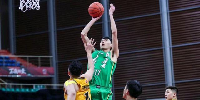 辽宁男篮|曝辽宁队送走2米12新星！孙军出面交易达成，李洪庆又下一步好棋