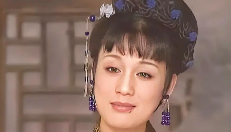 容妃死后，康熙让所有见过她刷马桶的人全部殉葬，这是为何？