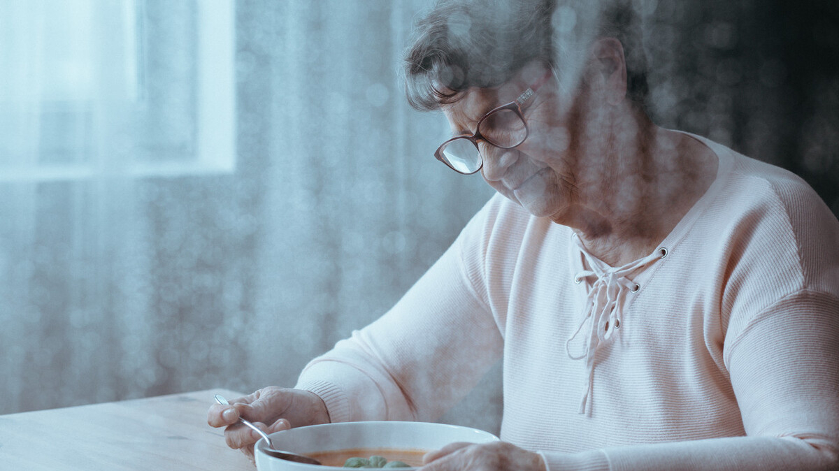 老年人吃啥东西都食不知味?5个原因要早知道,做好4点有助改善