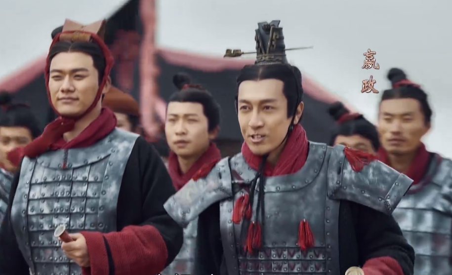 滤镜|眼神猥琐、一脸褶子硬演少年郎，没有活力朝气，全靠美颜滤镜