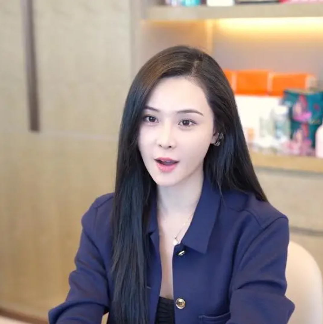 张颖颖|张颖颖首次直播被举报禁播数次,汪小菲无心工作不断对员工发飙