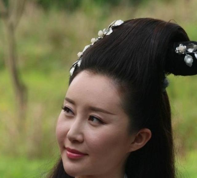 整容|年轻艺人也动脸，杨紫隆鼻，张檬悔恨因整容葬送事业