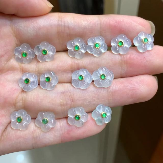 翡翠|翡翠还可以做这样的款式,绝了!