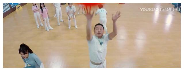 沙溢|沙溢被整上一天热搜,好不容易聪明一次却无人夸,难怪他要装傻