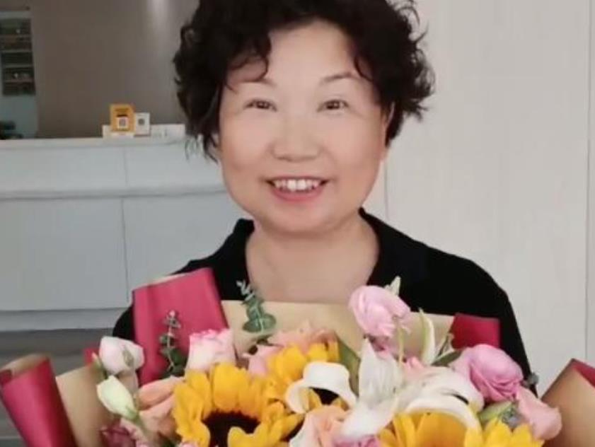 姚策|北海舅舅成杜粉一哥？称姚策从未说过许妈坏话，堂嫂曝录音真打脸