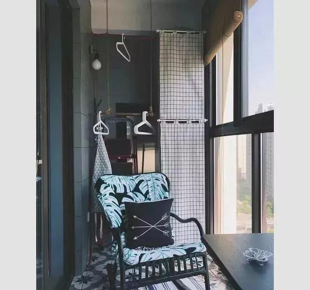 老师傅建议阳台一定要这样贴瓷砖,又好看又实用