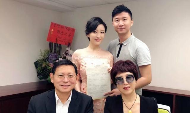 香港小姐|不想再当透明人！李天纵沉寂已久再战选美，与一众前港姐争夺奖项