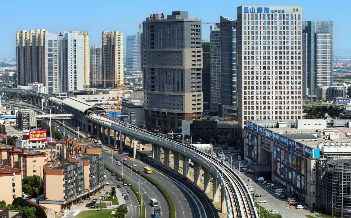 炒房|住房价格出现大跌后，除了炒房客恐慌外，更有三种人会更加担心！