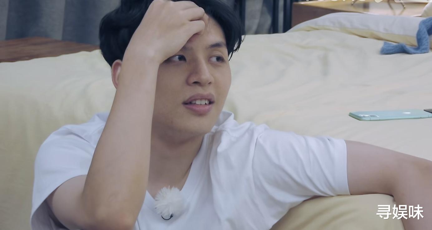 相遇的夏天|相遇的夏天：把男嘉宾挨个撩一遍？女一行为惹争议，她其实很单纯