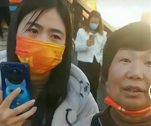 许敏|堂嫂蹭二八热度发财？利用新房内涵许敏和熊磊，网友：老杜给钱了