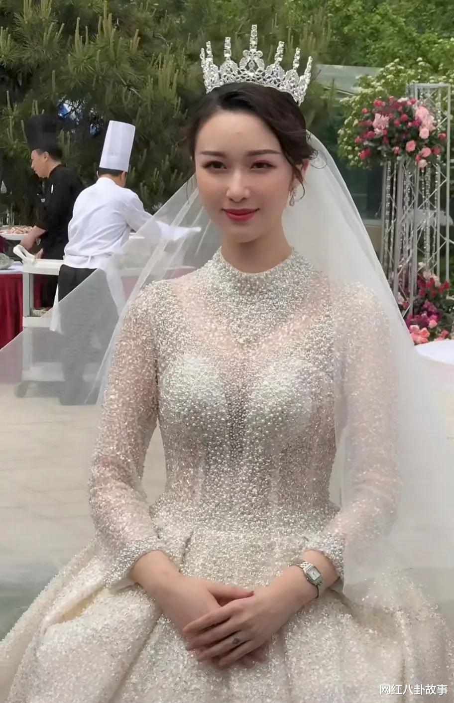 |网红石头花和辛巴辛有志前女徒弟小白胖上演离婚情感大戏