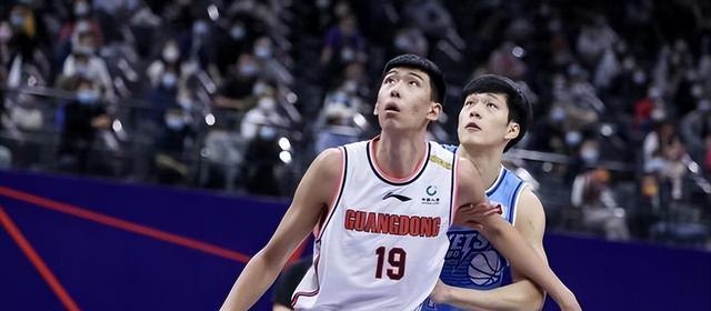 广东男篮|接班易建联！广东队下赛季将扶正徐昕，打造球队内线未来支柱