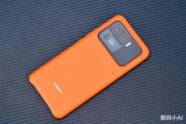 小米科技|?小米11 Ultra降到3999元，小米11：我只要2499元