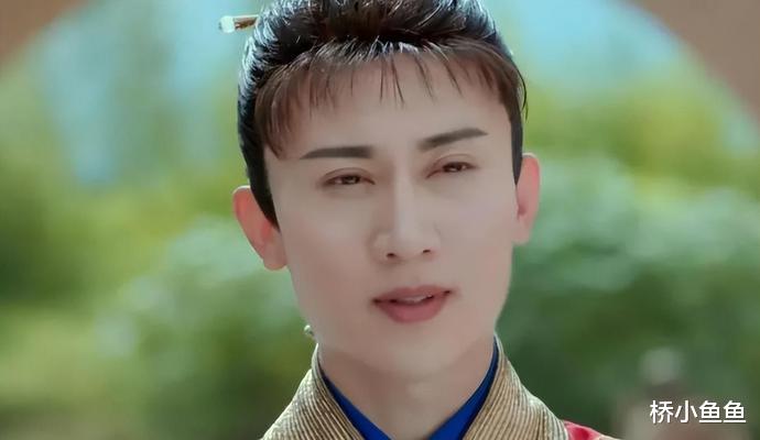 杨钧钧|“走后门”进组的演员:大妈演少女,台词像背课文,一个比一个丑