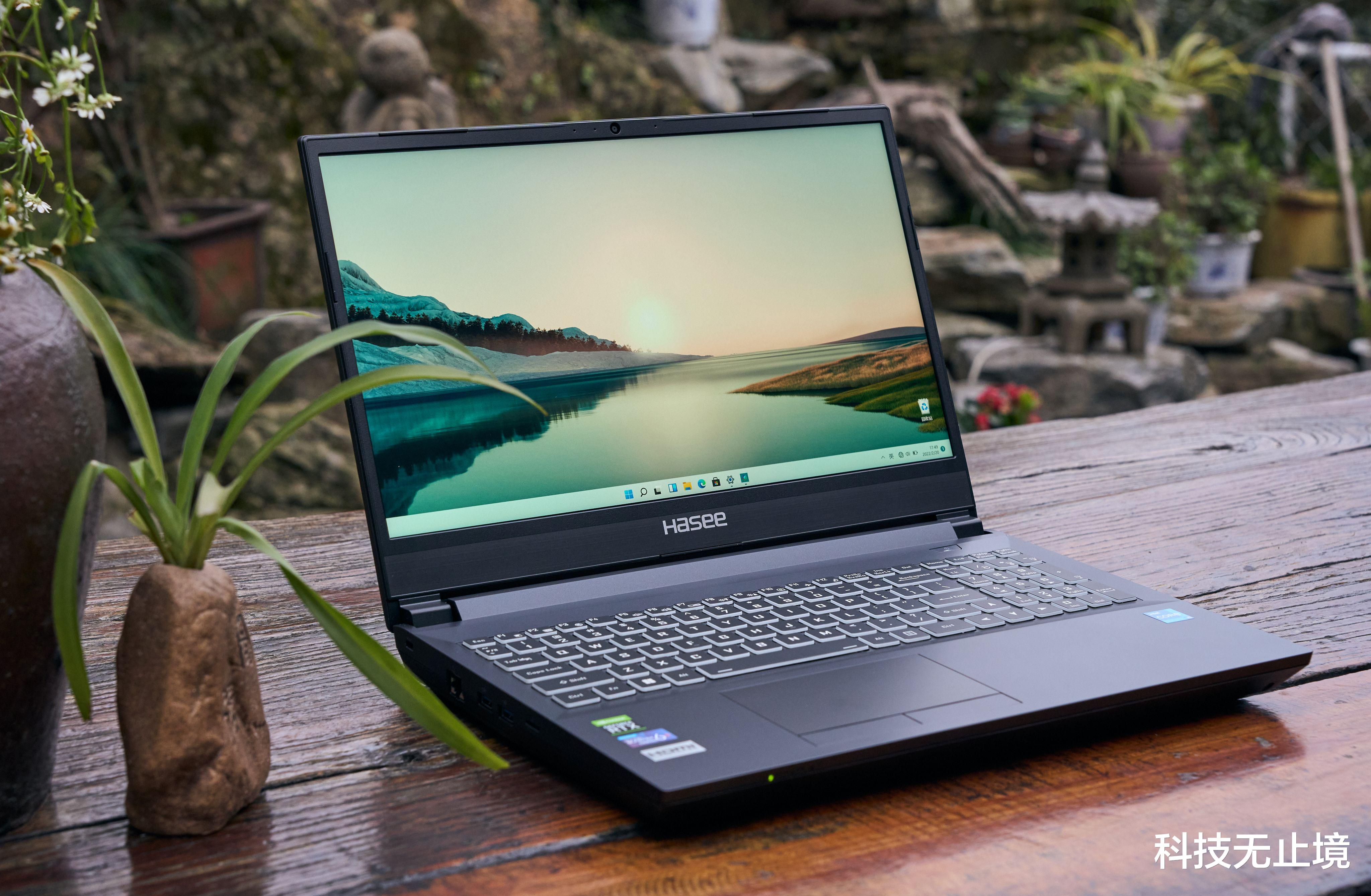 笔记本|选笔记本就跟谈恋爱一样，记住这几点挑选总没错