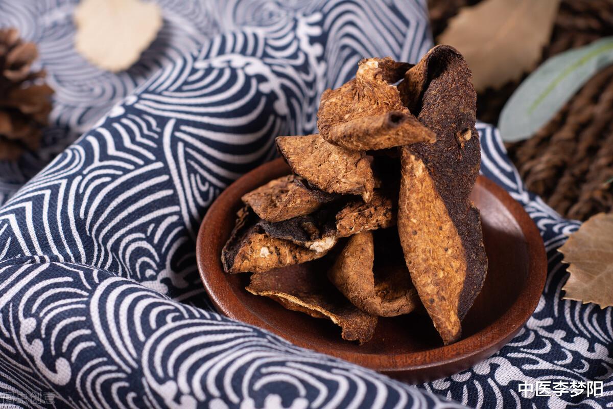 长寿|为什么夏天容易困？李医生告诉你答案，参考一个中成药，精神百倍