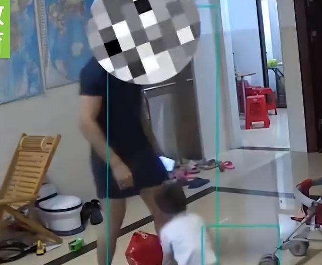 一巴掌糊倒孩子,这事值得报警吗?