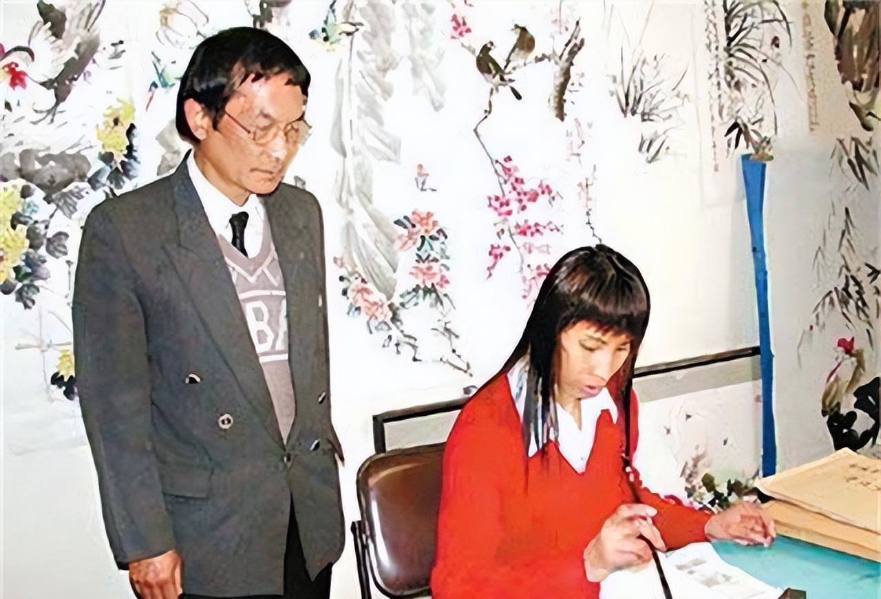 95年东莞殡仪馆一“女尸”离奇复活,11年后来报恩,已经成大画家