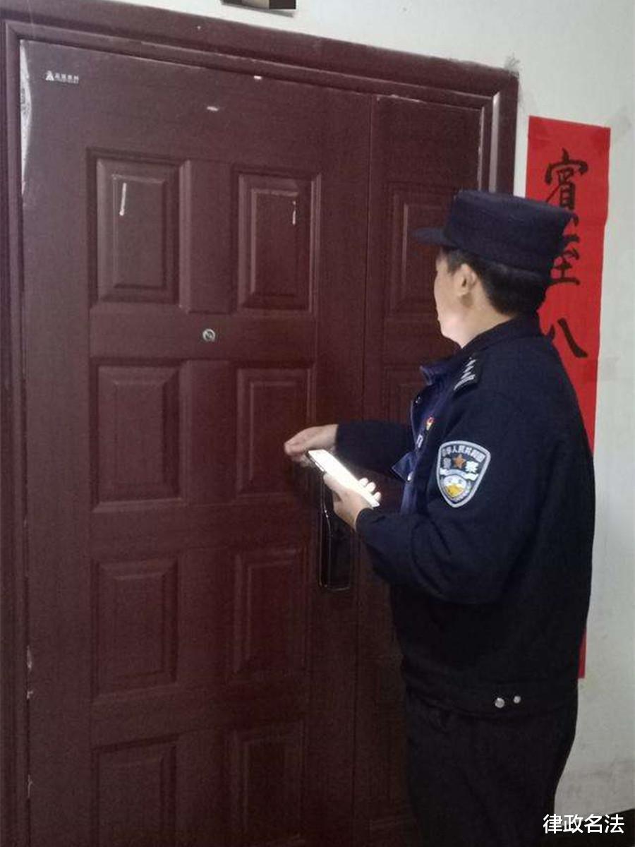 案例:鳏夫爱上有夫之妇,被拒后将其女儿囚禁,获救时胸部被割下