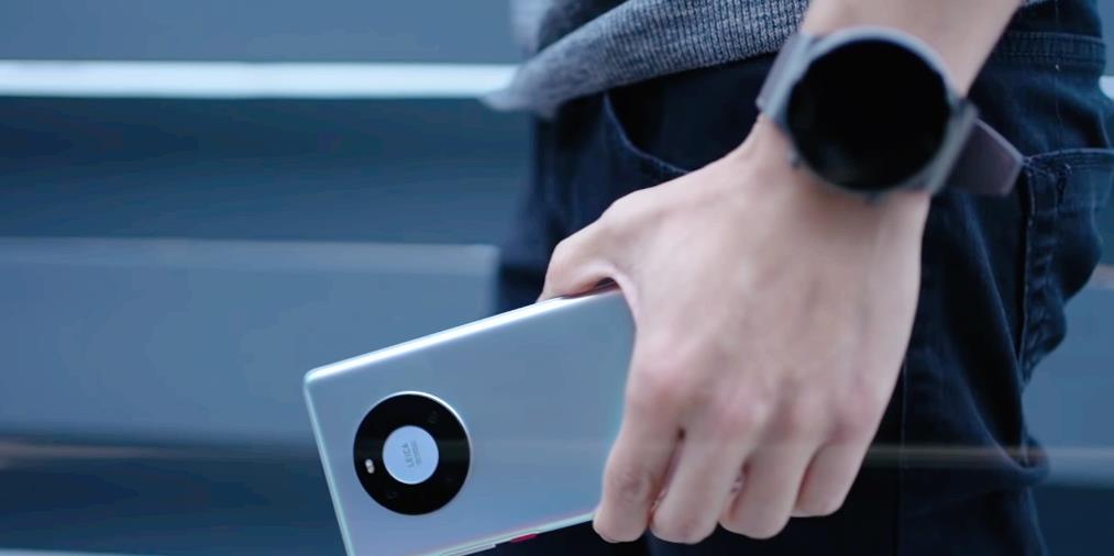 华为Mate40Pro|为何2020年老旗舰都下架了,而华为Mate40Pro不降价依然有人买?