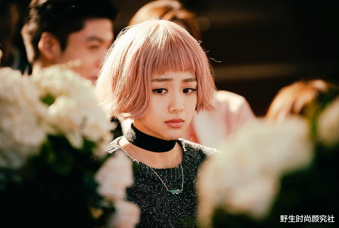 吴映洁|她三十岁的脸还能保持十八岁的少女感？