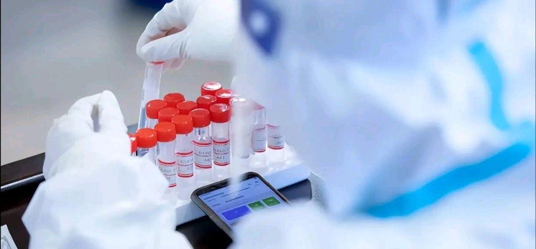 |张珊珊背后的“男人”，多次在“刀口”上起舞