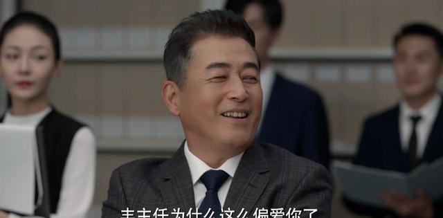 玫瑰之战|《玫瑰之战》惹争议,袁泉饰演的顾念,就是马伊琍饰演的罗子君