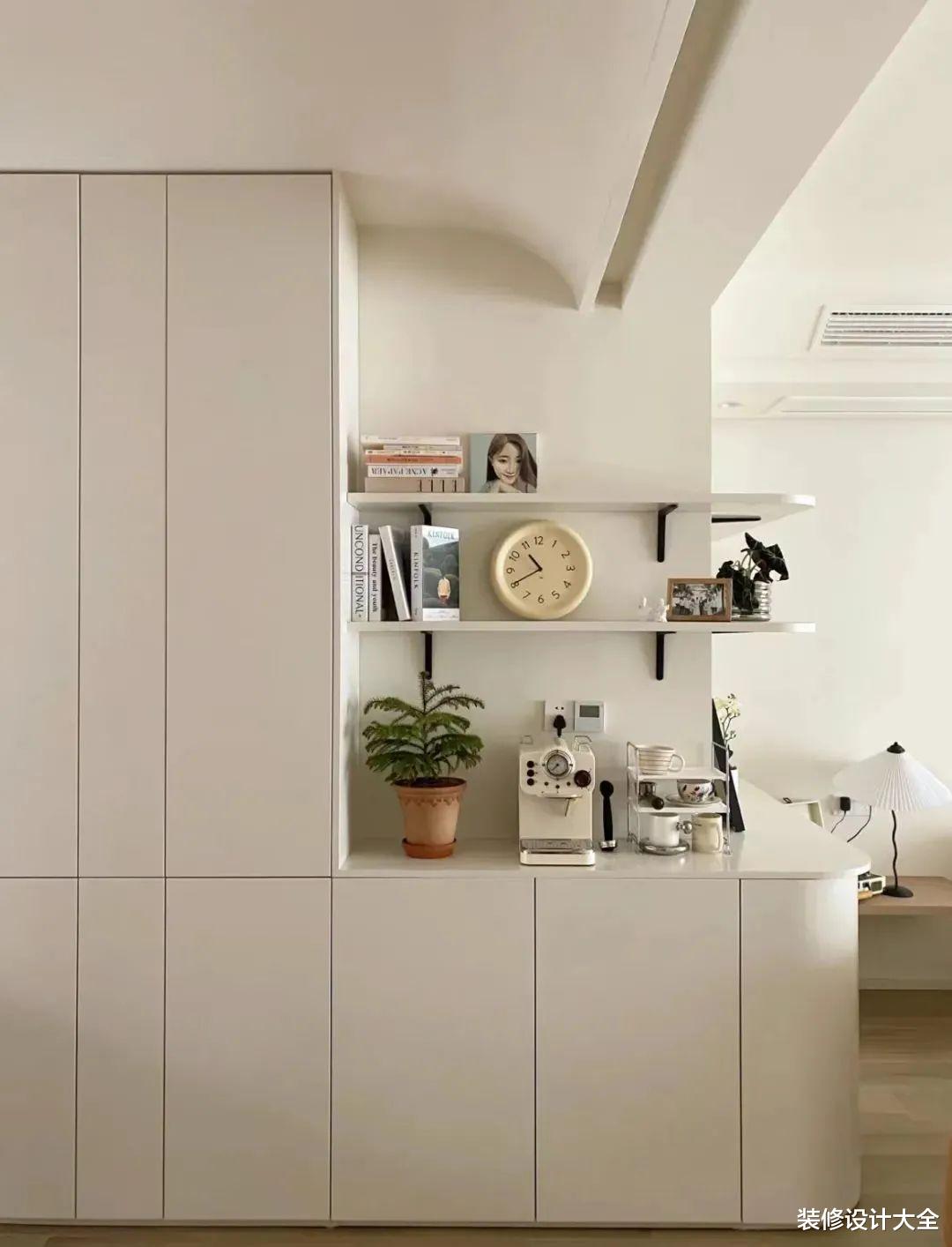 “弧形玄关柜”一进门就美翻，小户型也能装！