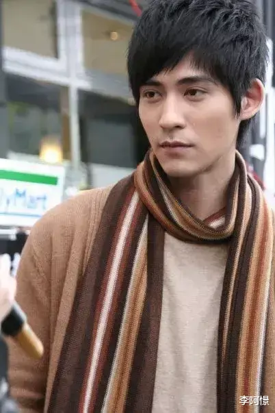 蓝正龙|蓝正龙给大S的分手信，当年好深情，现在看人间清醒！内涵大S！