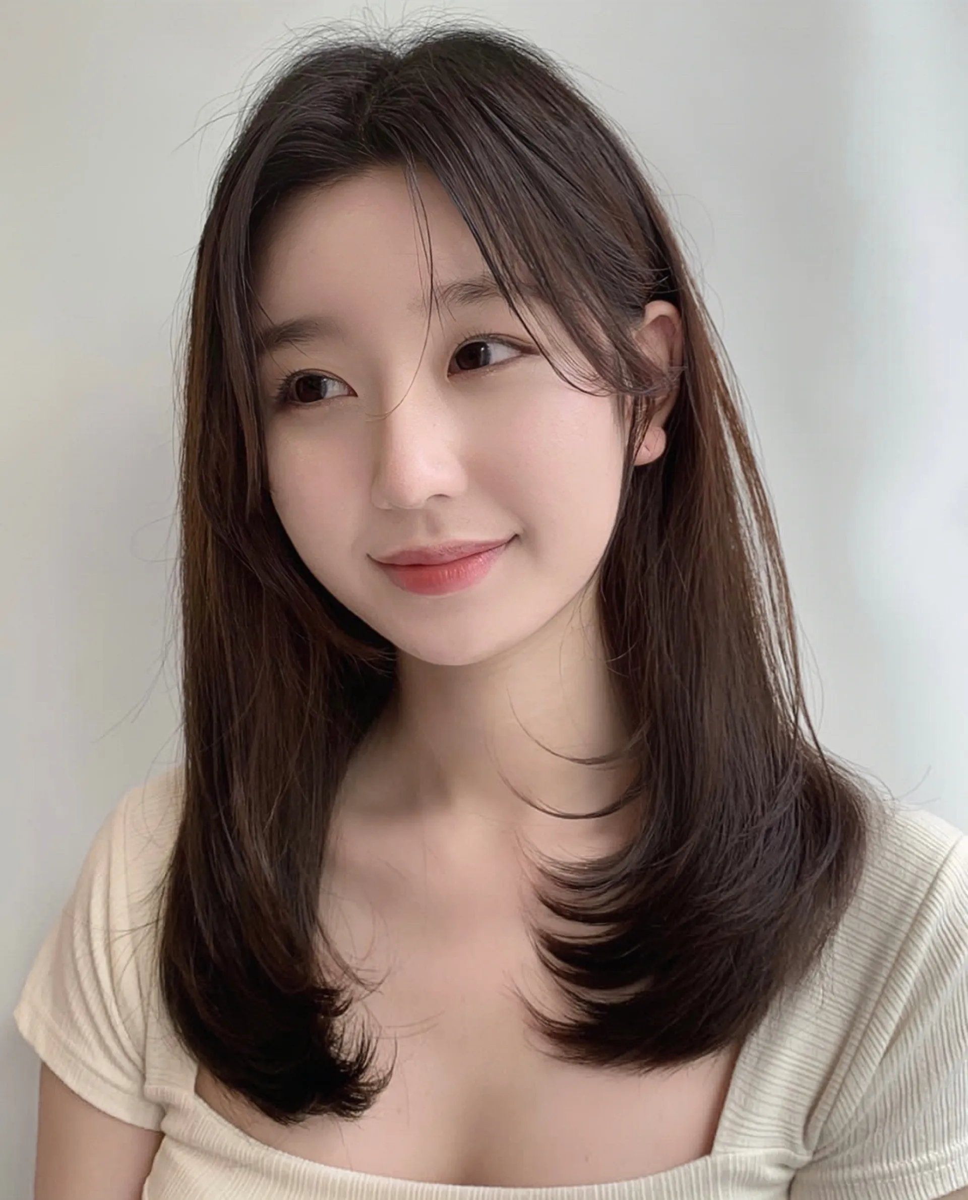 发型 最美女士发型15款，利落修颜显气质，剪完让你大变样