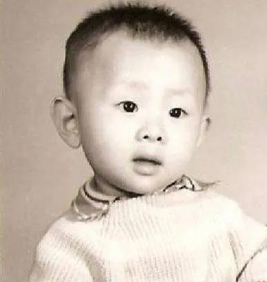 张译|张译：娶二婚主持人丁克至今，和妻子托起植物人前女友最后的时光